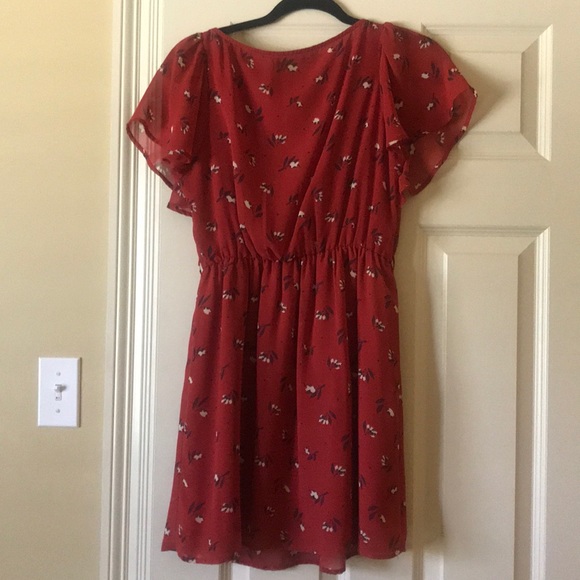 Forever 21 Floral Dress - Picture 2 of 5